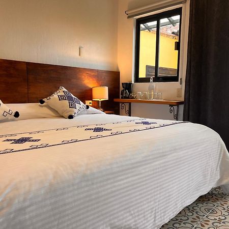 Hotel Ocho Barrios San Cristóbal de Las Casas Kültér fotó