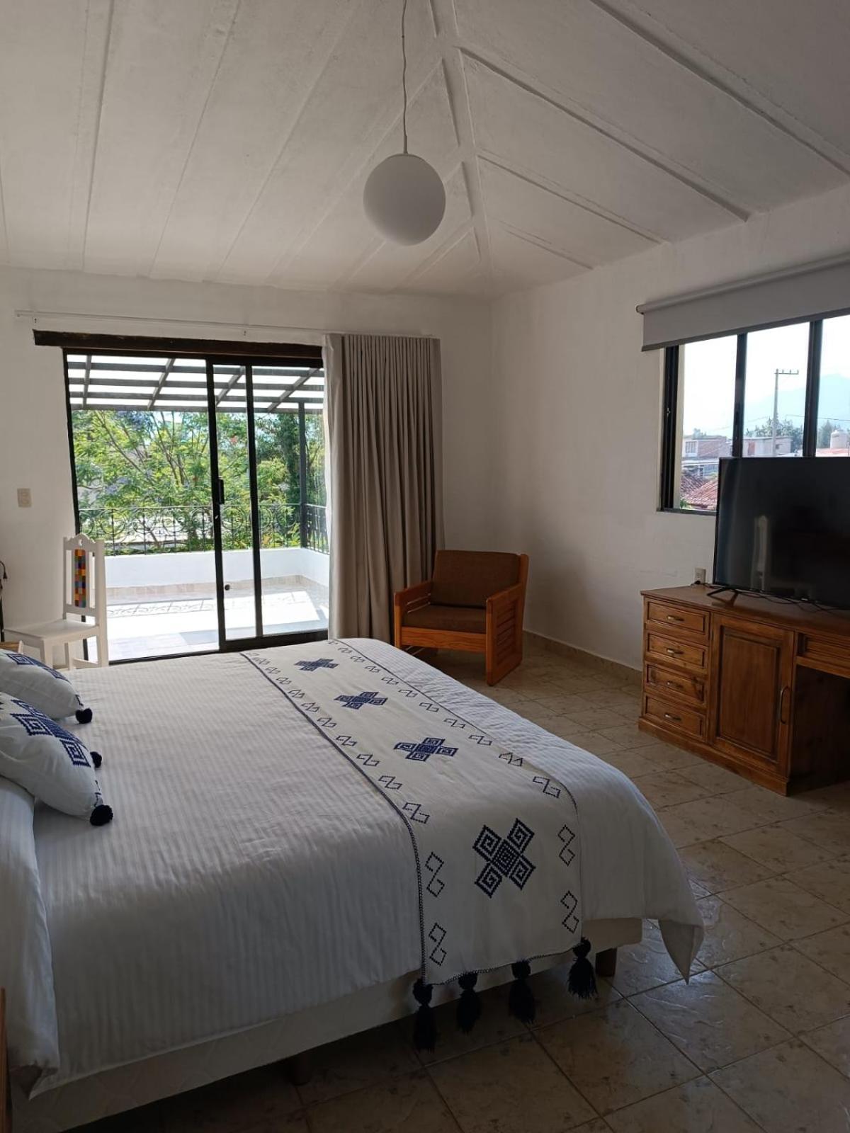 Hotel Ocho Barrios San Cristóbal de Las Casas Kültér fotó