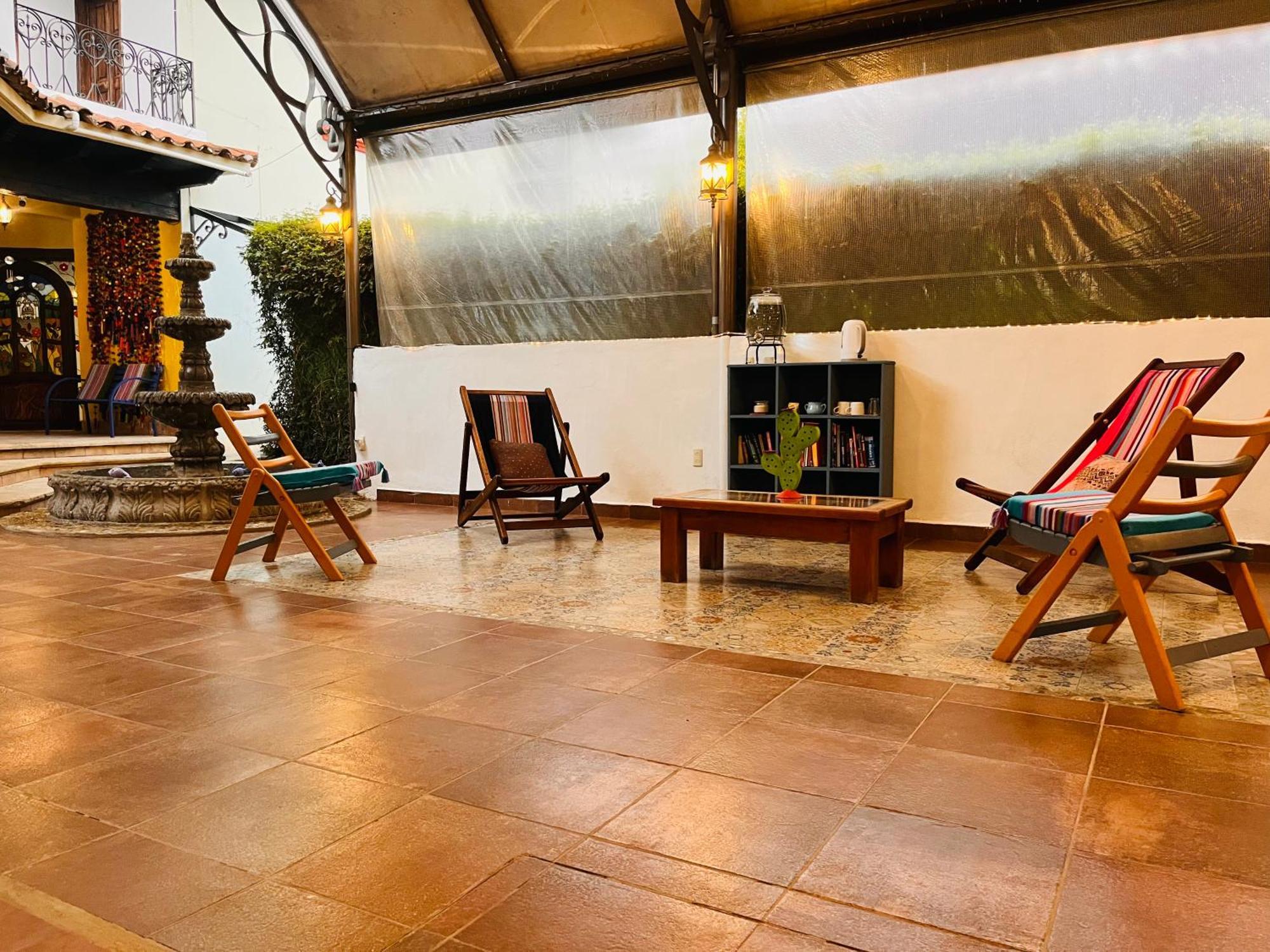 Hotel Ocho Barrios San Cristóbal de Las Casas Kültér fotó
