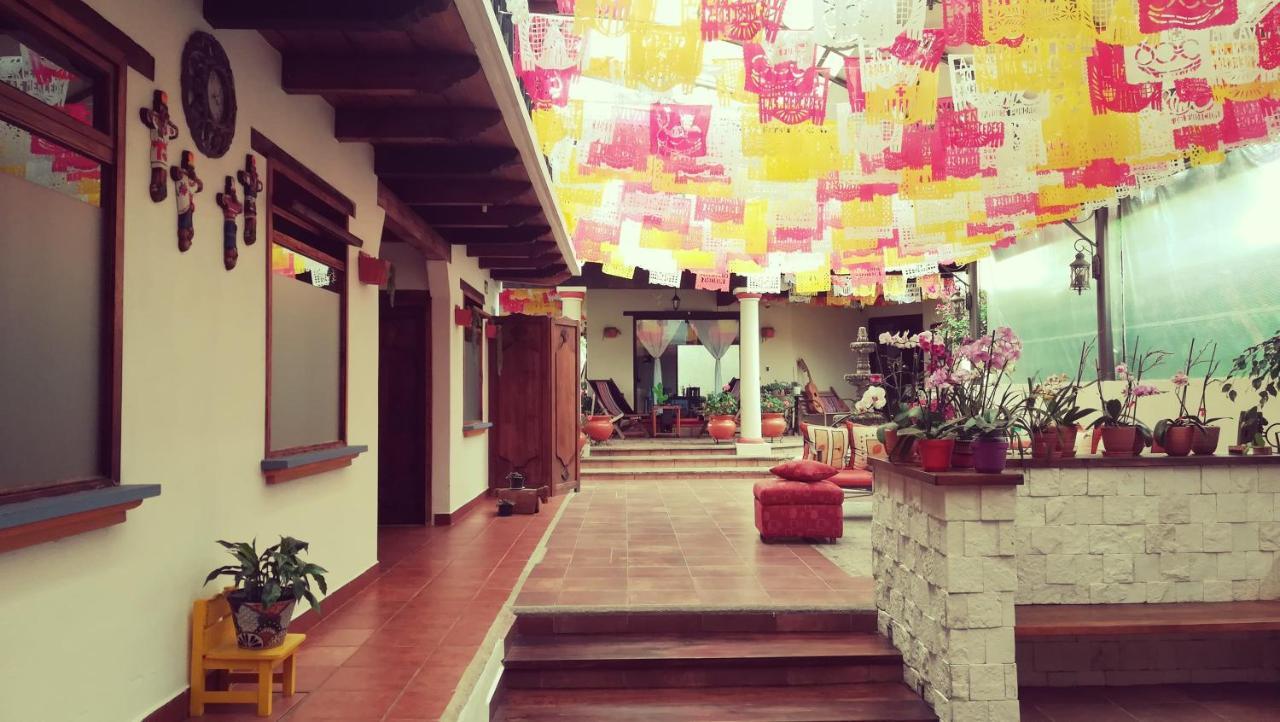 Hotel Ocho Barrios San Cristóbal de Las Casas Kültér fotó